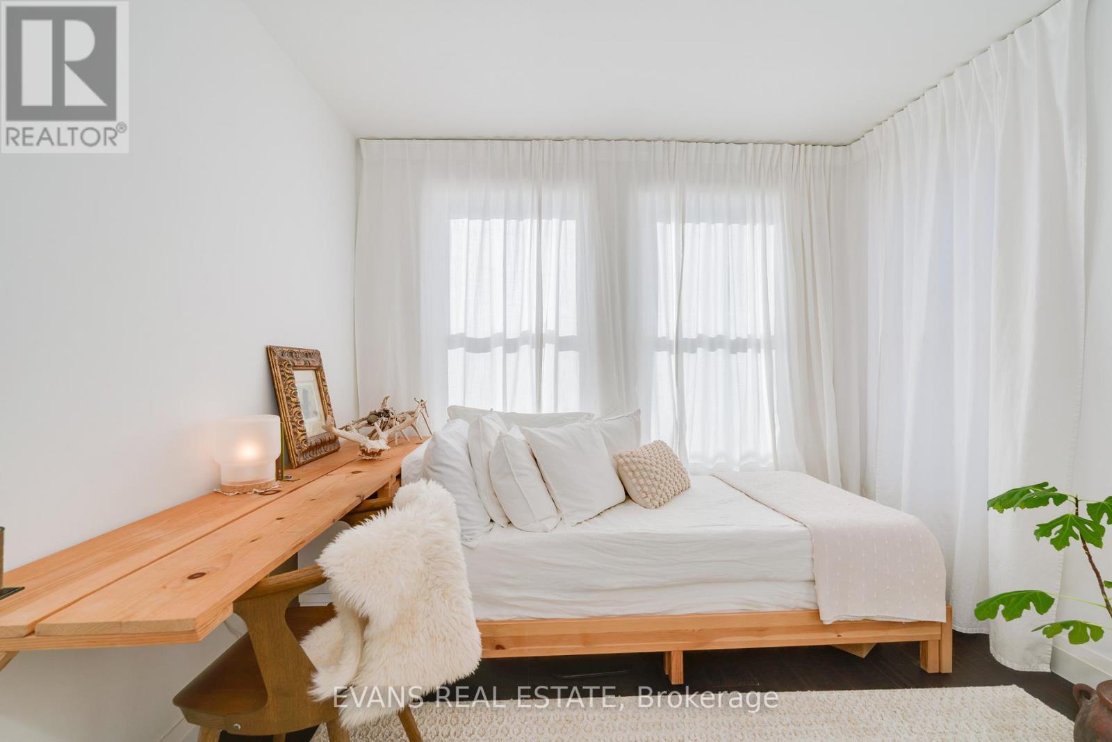 448 Gerrard Street E, Toronto, Ontario  M5A 2H2 - Photo 18 - C13106040