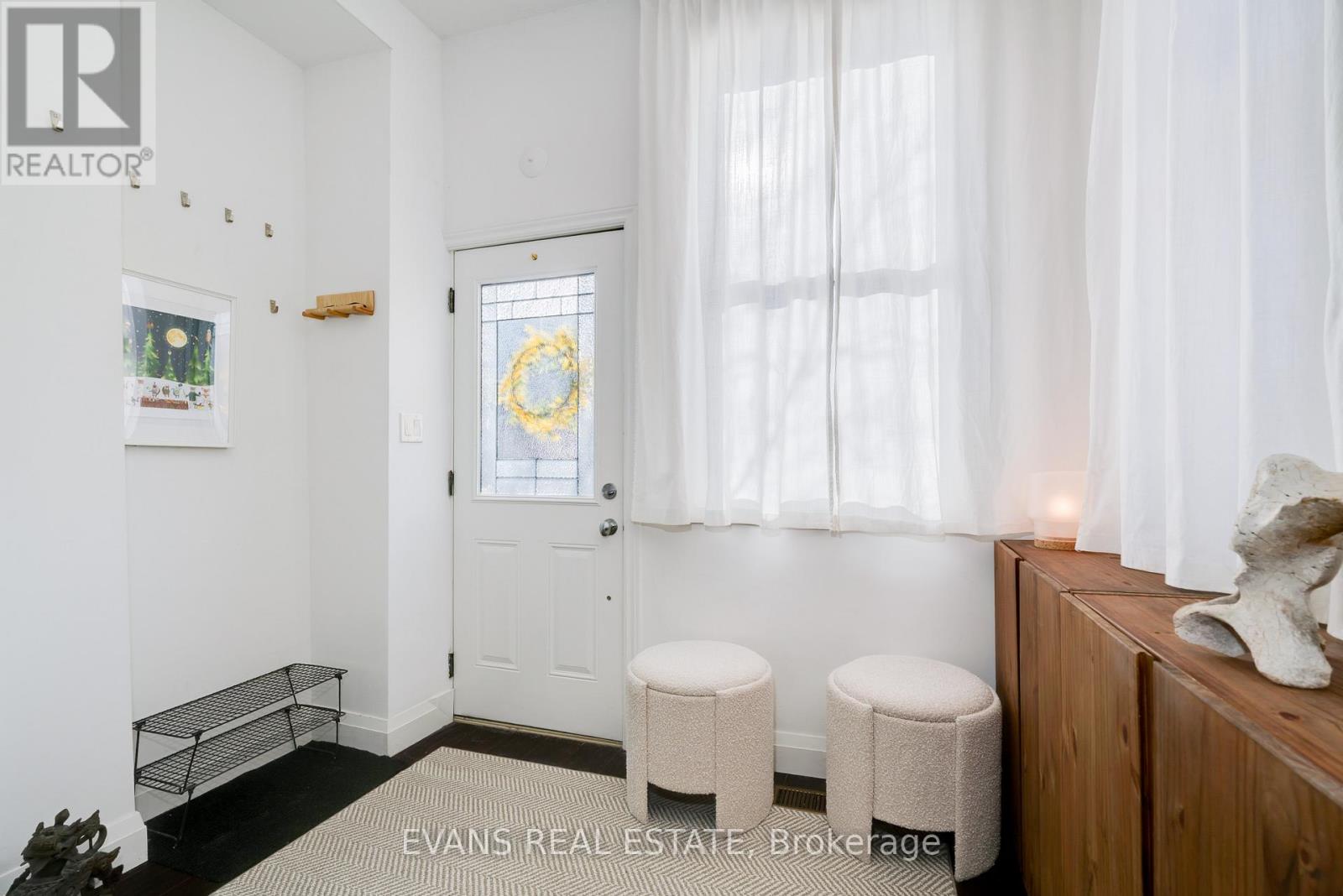 448 Gerrard Street E, Toronto, Ontario  M5A 2H2 - Photo 2 - C13106040
