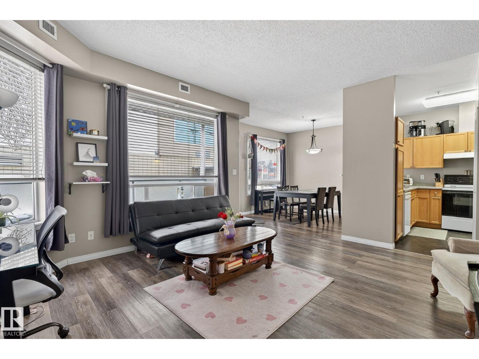 #103 8108 109 St NW, Edmonton, Alberta T6G 2V7 - Photo 6 - E4474634