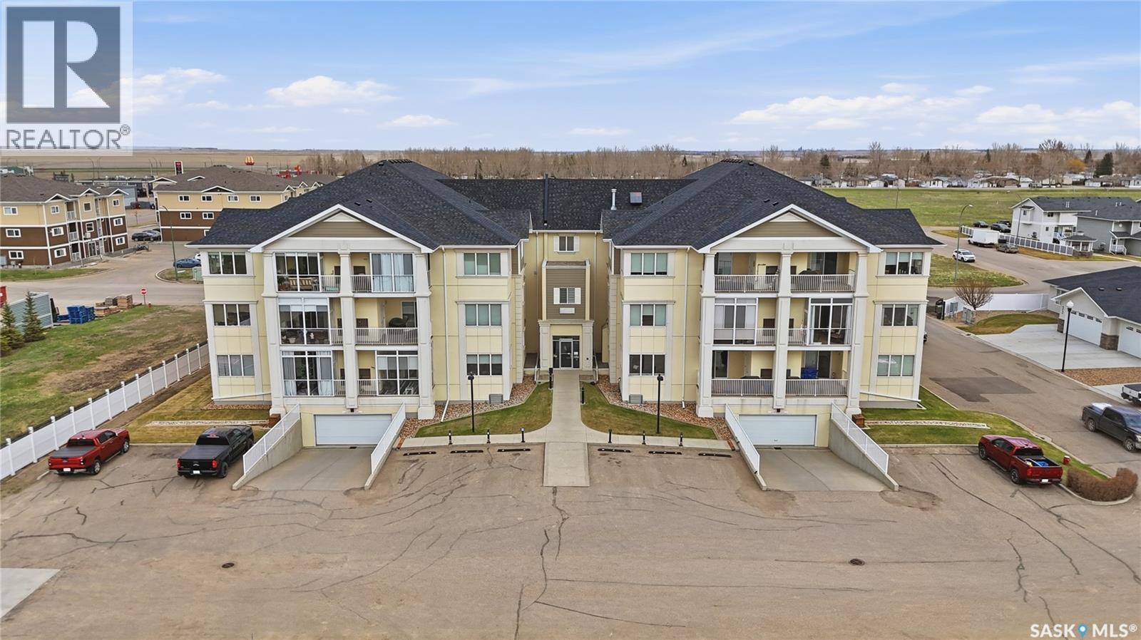 204 830A Chester ROAD, Moose Jaw, Saskatchewan