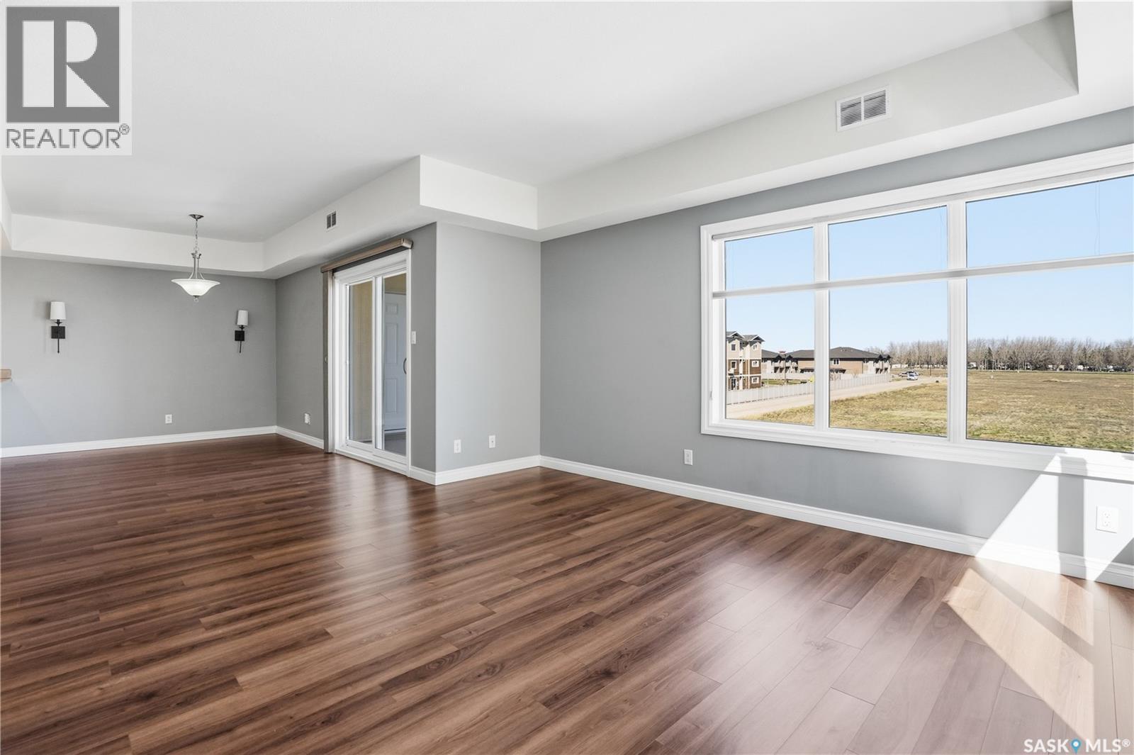 204 830a Chester Road, Moose Jaw, Saskatchewan  S6J 0A6 - Photo 9 - SK035480