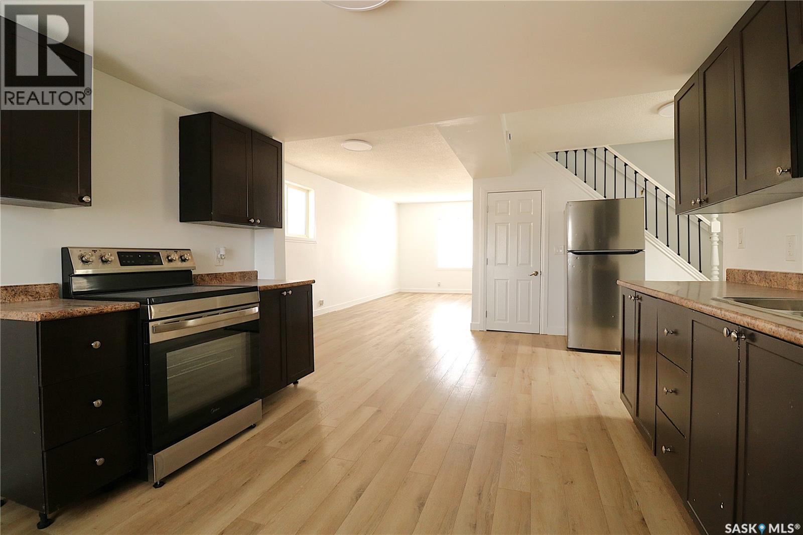 544 Osler Street, Regina, Saskatchewan  S4R 1W1 - Photo 12 - SK035437