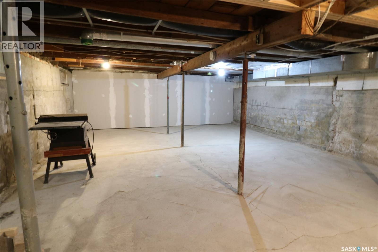 544 Osler Street, Regina, Saskatchewan  S4R 1W1 - Photo 31 - SK035437