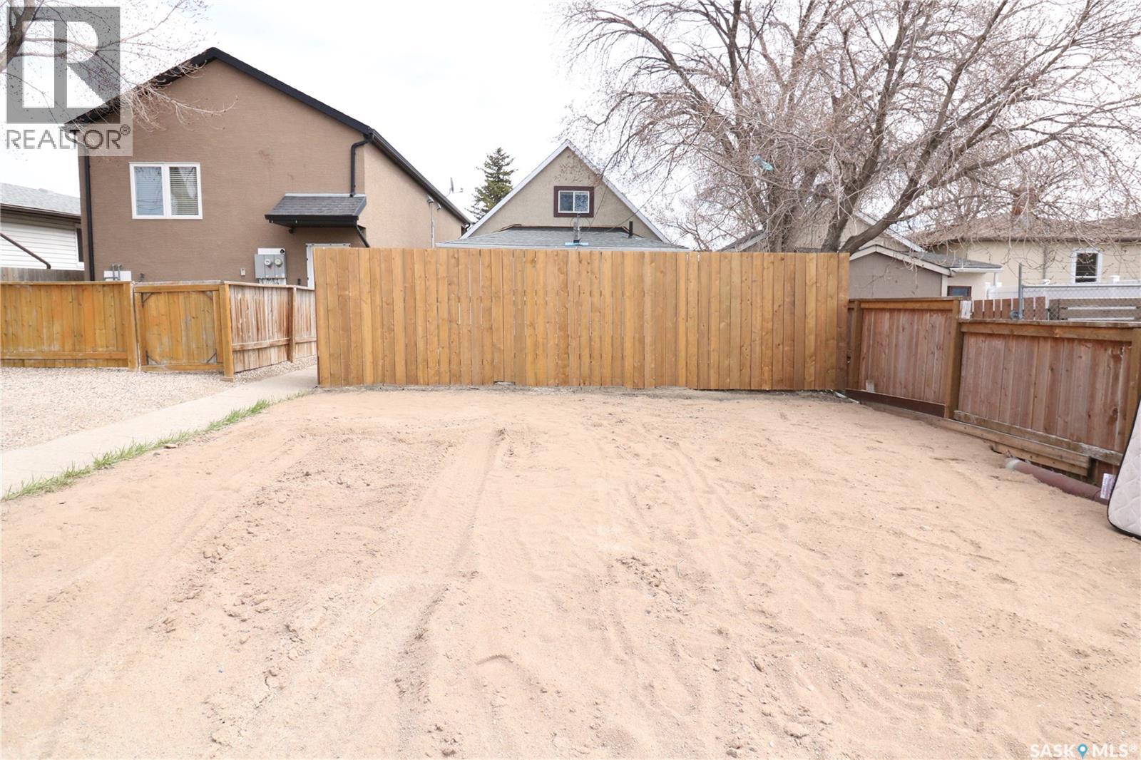 544 Osler Street, Regina, Saskatchewan  S4R 1W1 - Photo 35 - SK035437