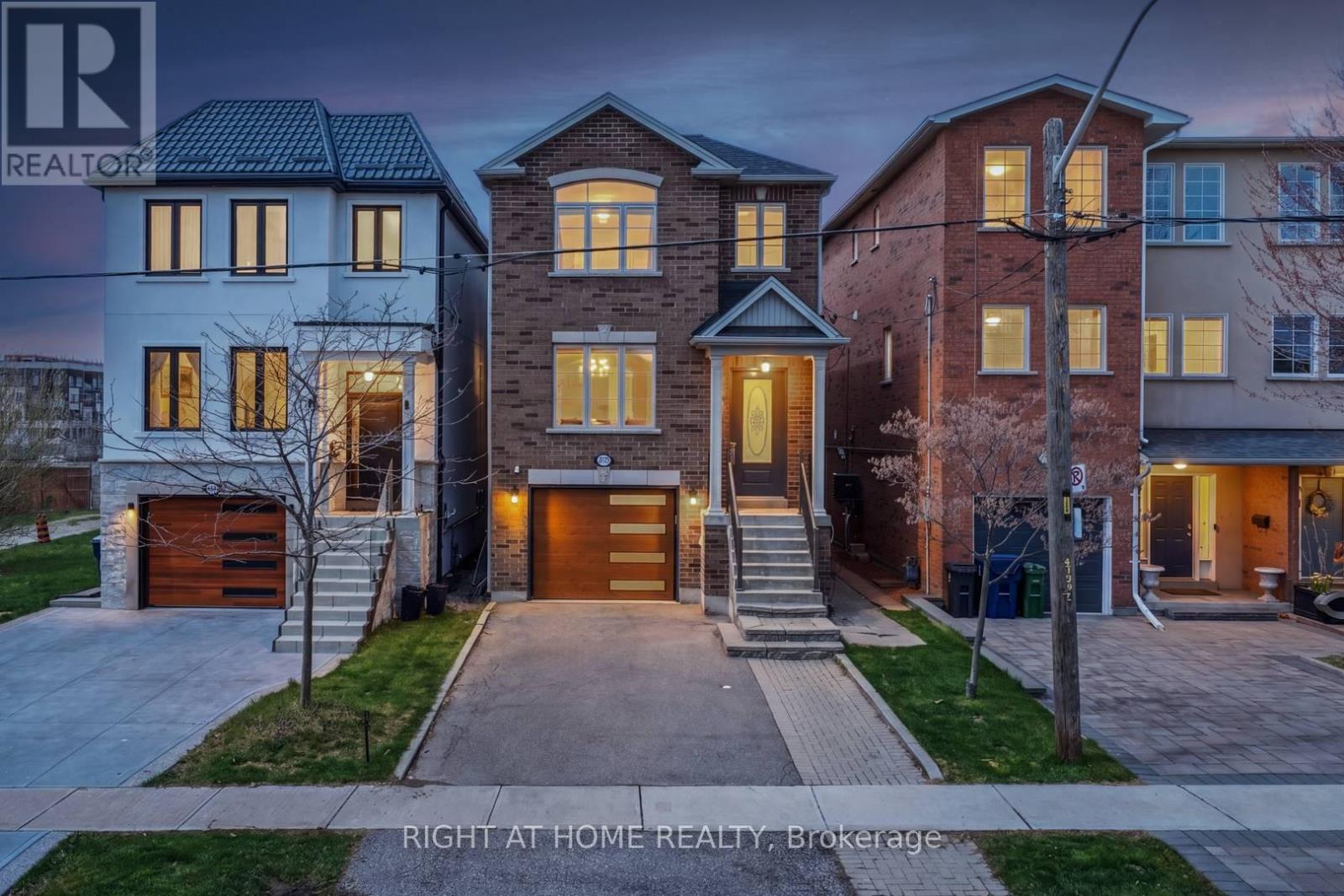58B THIRTY SECOND STREET, Toronto, Ontario