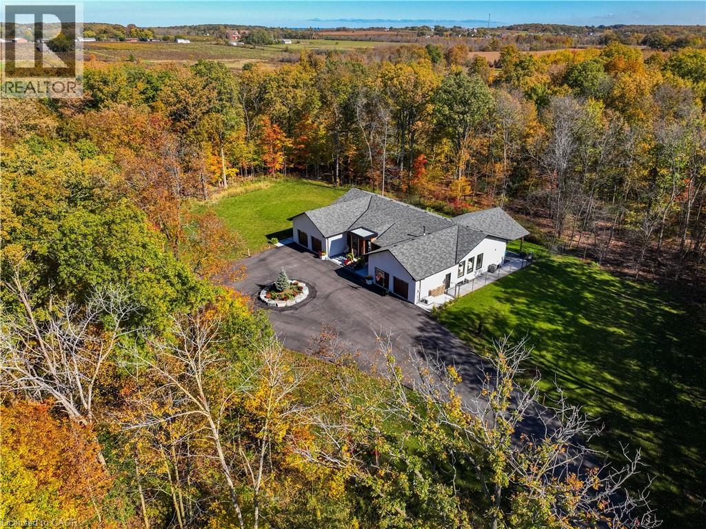 295 Allen Road, Grimsby, Ontario  L3M 4E7 - Photo 45 - 40803691