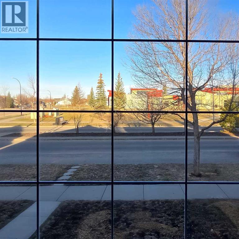 7 Lawford Avenue, Red Deer, Alberta  T4R 3B4 - Photo 2 - A2306024