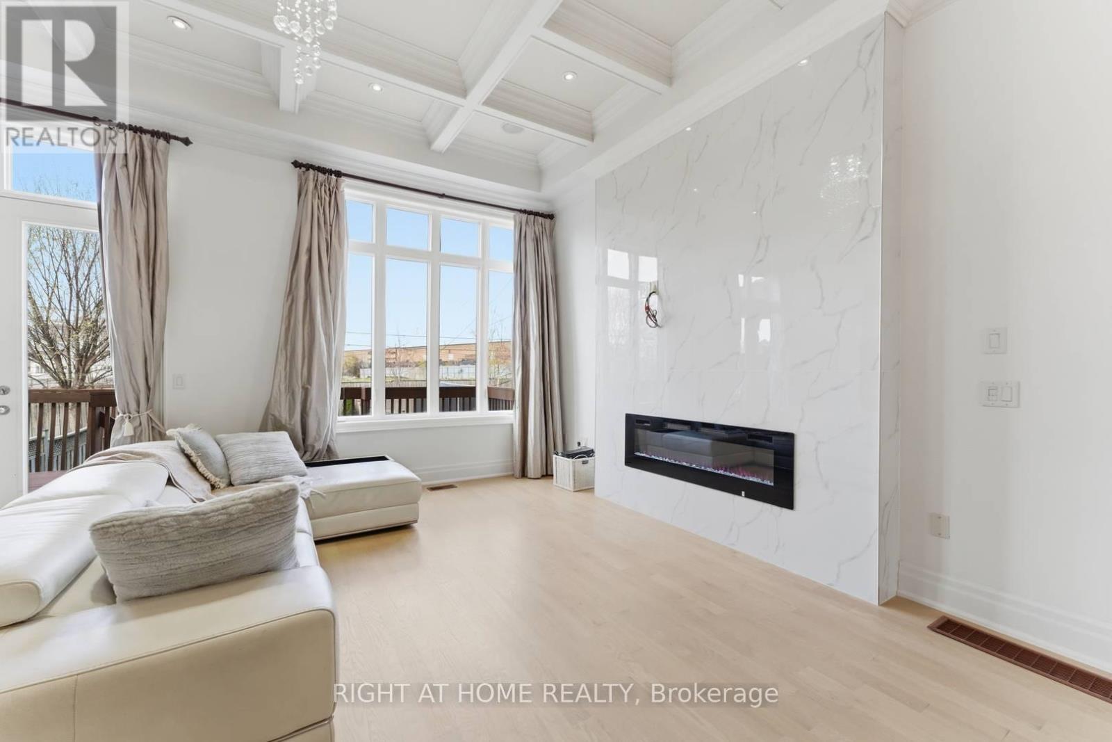 58b Thirty Second Street, Toronto, Ontario  M8W 3G5 - Photo 11 - W13010168