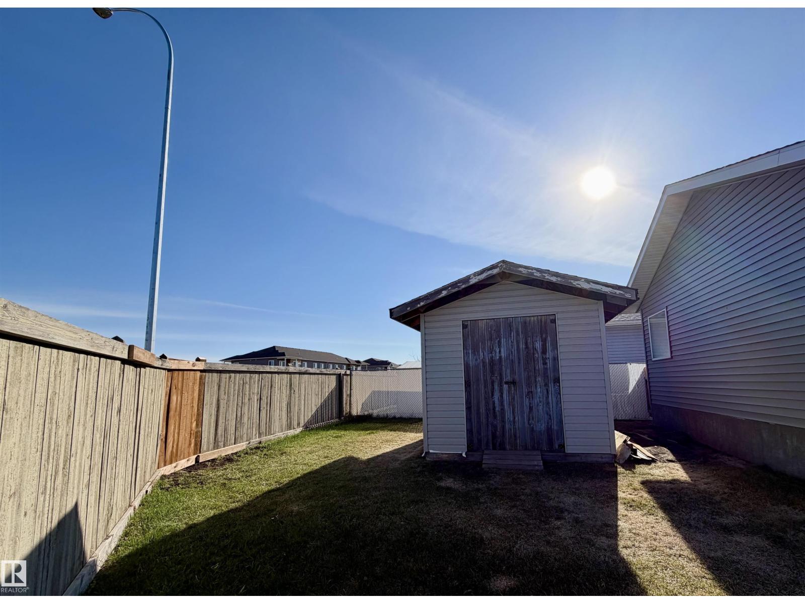 1 Jutland Cr, Stony Plain, Alberta  T7Z 0A3 - Photo 7 - E4474914
