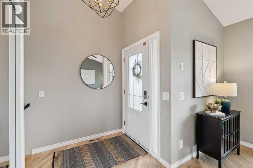 16223 6 Street SW, Calgary, Alberta  T2Y 1Z1 - Photo 2 - A2308108