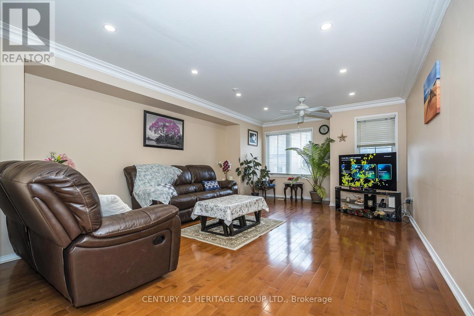 164 Jenkinson Way, Toronto, Ontario  M1P 5H4 - Photo 11 - E13106116