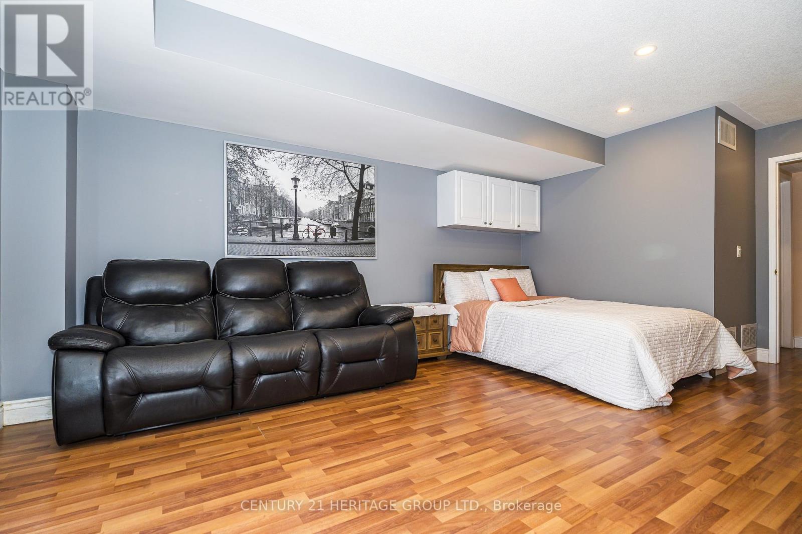 164 Jenkinson Way, Toronto, Ontario  M1P 5H4 - Photo 6 - E13106116