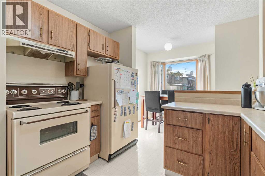 49 Range Gardens NW, Calgary, Alberta  T3G 2H1 - Photo 10 - A2291674