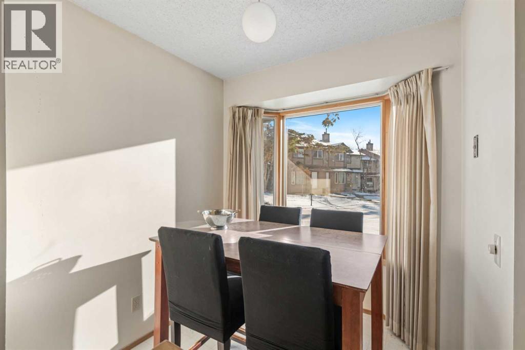 49 Range Gardens NW, Calgary, Alberta  T3G 2H1 - Photo 6 - A2291674
