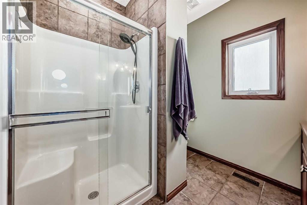 123 Parkmere Court, Chestermere, Alberta  T1X 1V5 - Photo 27 - A2308185