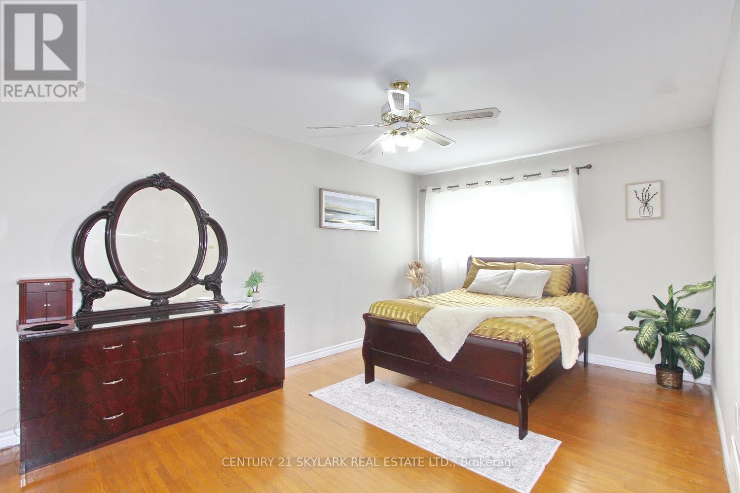 44 Sharon Court, Brampton, Ontario  L6W 3B7 - Photo 19 - W13106054