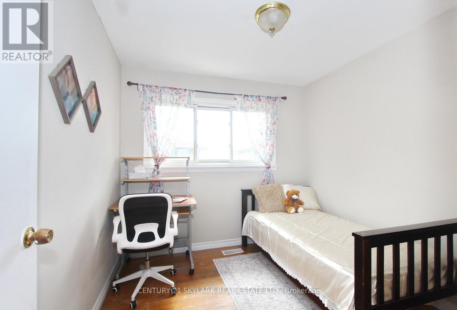 44 Sharon Court, Brampton, Ontario  L6W 3B7 - Photo 23 - W13106054