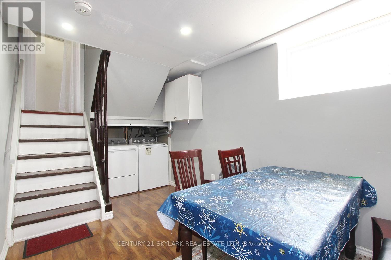 44 Sharon Court, Brampton, Ontario  L6W 3B7 - Photo 42 - W13106054