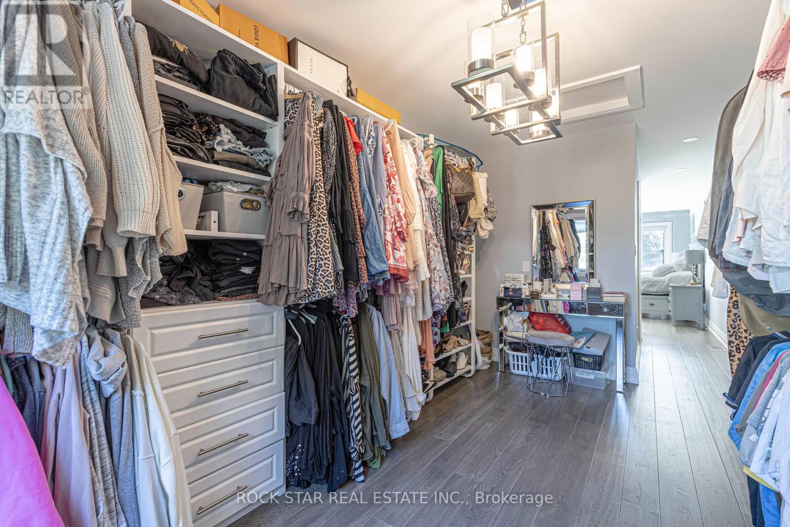 2055 Courtland Crescent, Mississauga, Ontario  L4Y 1V1 - Photo 27 - W13106092