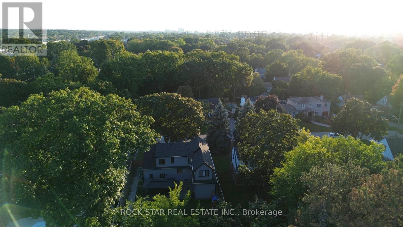 2055 Courtland Crescent, Mississauga, Ontario  L4Y 1V1 - Photo 39 - W13106092
