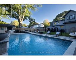 2055 COURTLAND CRESCENT, Mississauga, Ontario