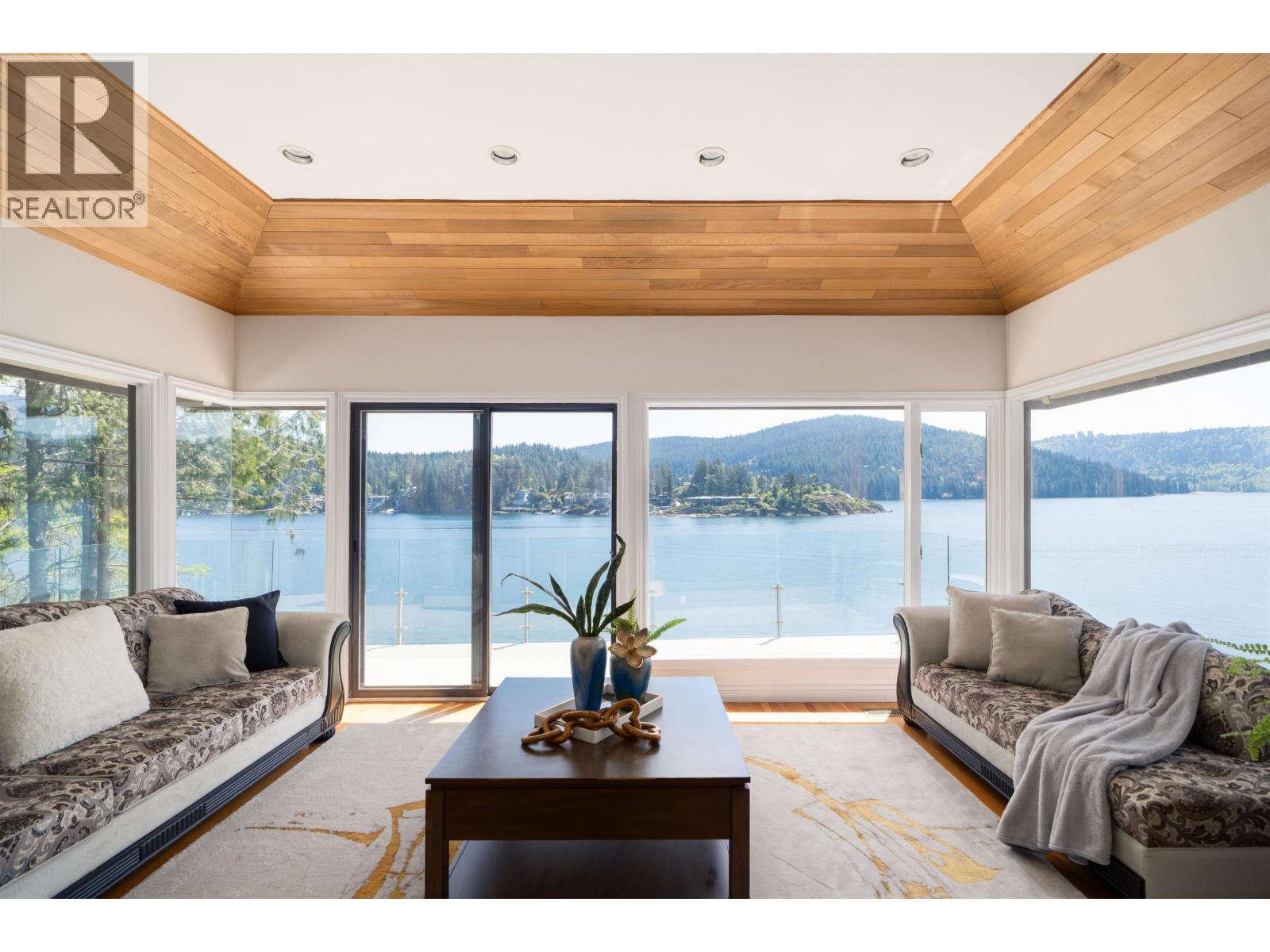 4793 Strathcona Road, North Vancouver, British Columbia  V7G 1G9 - Photo 15 - R3121381