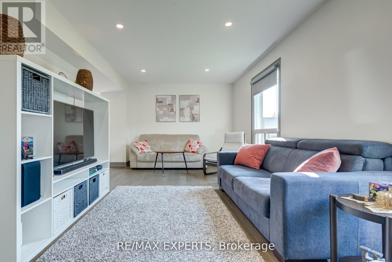 J - 766 Walter Street, Cambridge, Ontario  N3H 4P3 - Photo 7 - X13106052