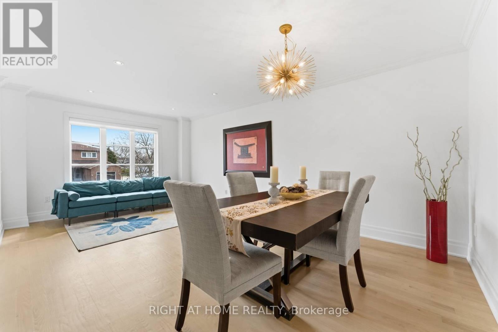 58b Thirty Second Street, Toronto, Ontario  M8W 3G5 - Photo 3 - W13010168