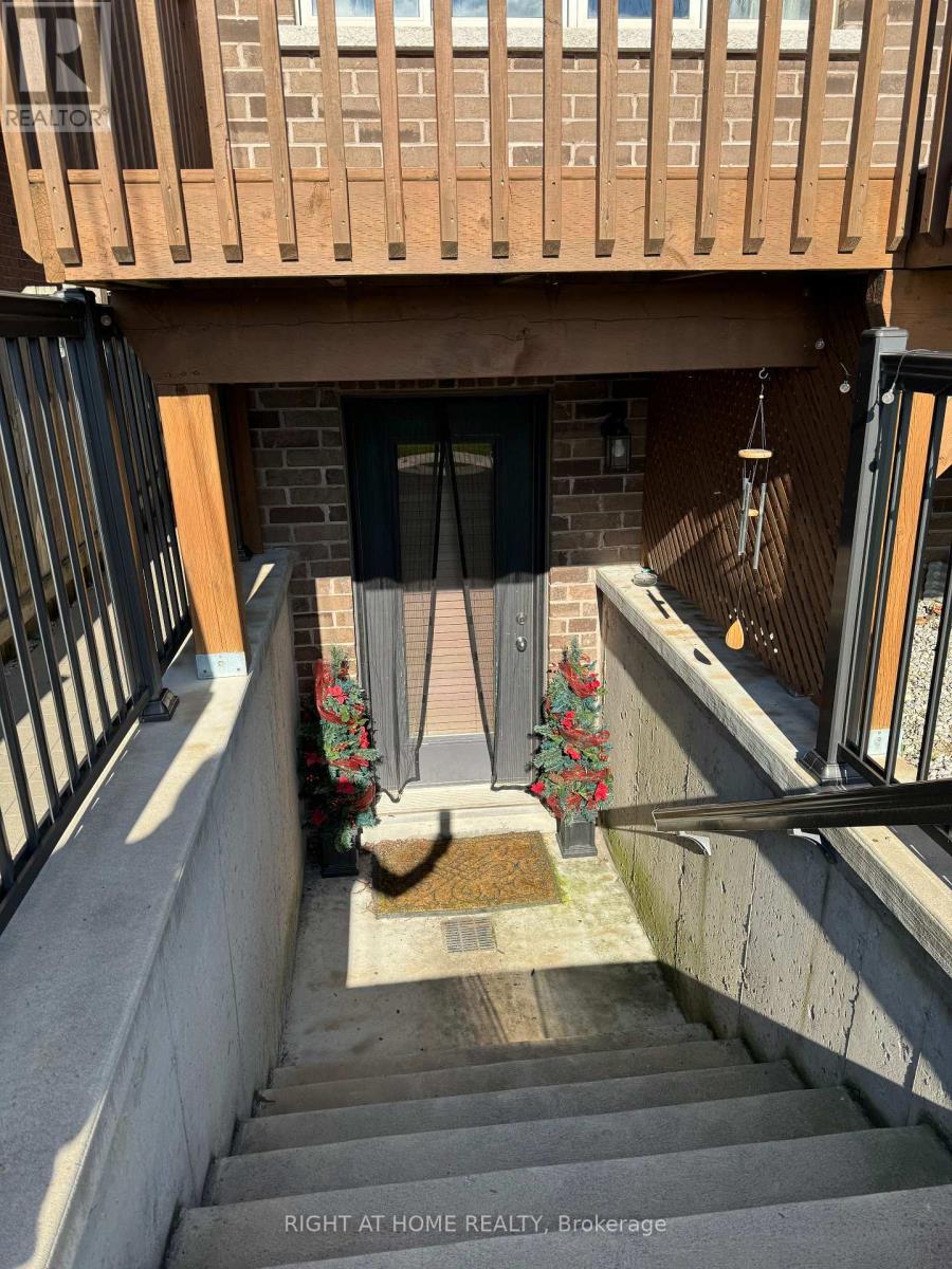 58b Thirty Second Street, Toronto, Ontario  M8W 3G5 - Photo 42 - W13010168