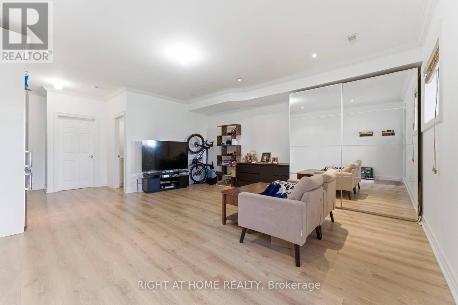 58b Thirty Second Street, Toronto, Ontario  M8W 3G5 - Photo 37 - W13010168