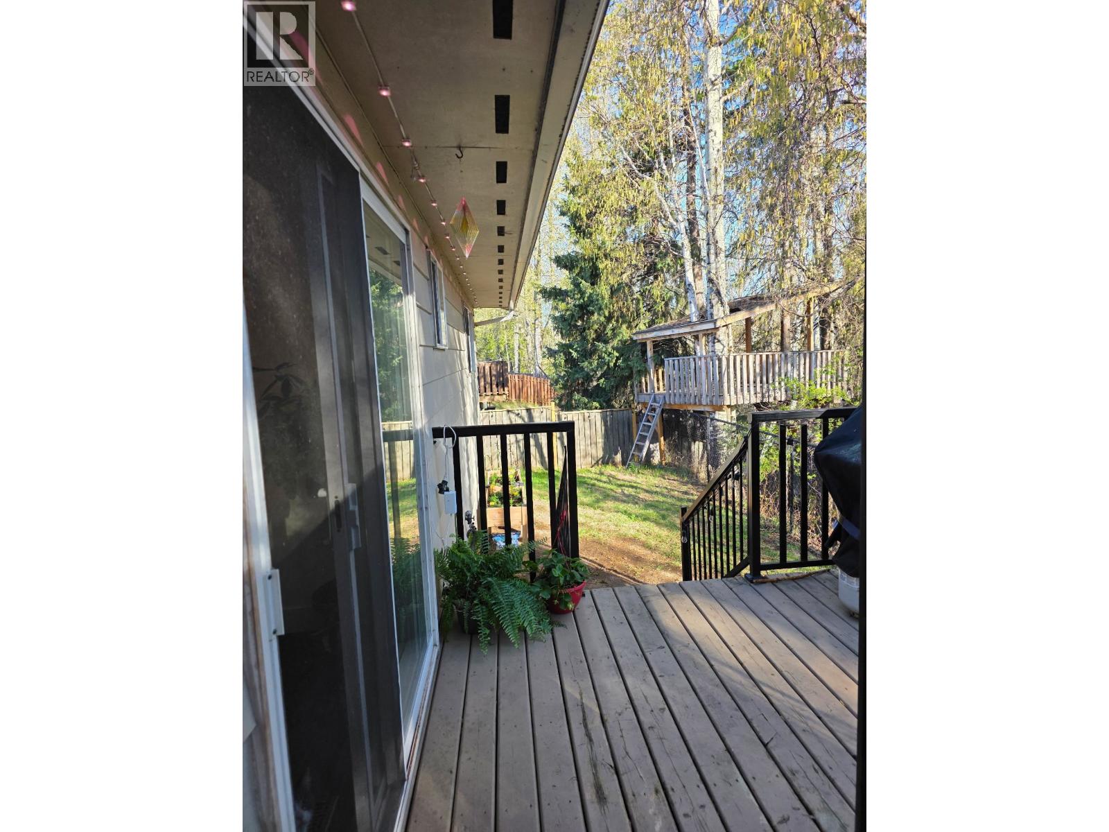 7104 Hartford Crescent, Prince George, British Columbia  V2N 2V9 - Photo 4 - R3121482