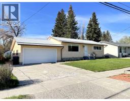 438 Charlotte Street, Pincher Creek, Alberta