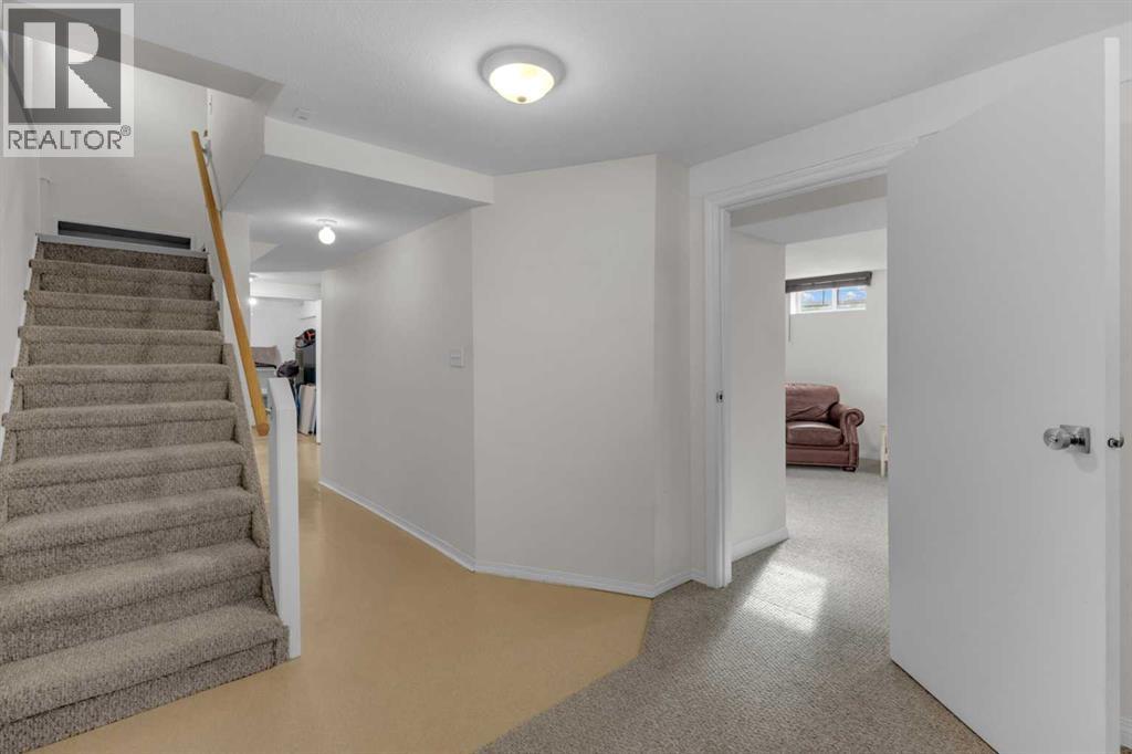 5934 41 Streetcrescent, Red Deer, Alberta  T4N 1B7 - Photo 12 - A2297336