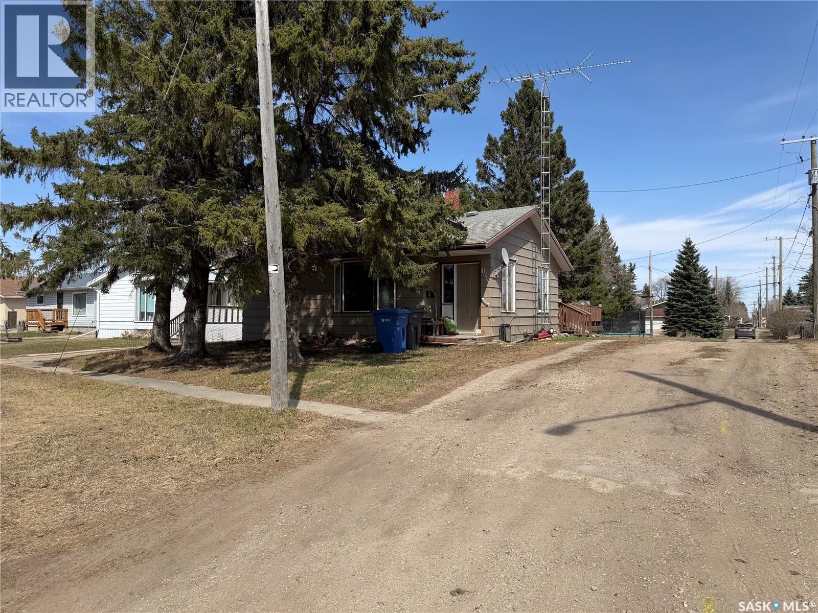 105 Hall Street, Wawota, Saskatchewan  S0G 5A0 - Photo 38 - SK029395