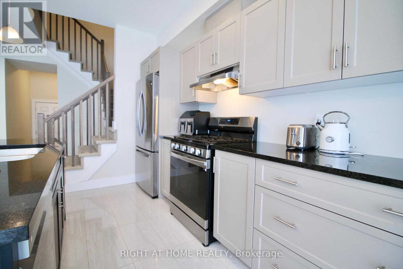 65 Antonakos Drive, Carleton Place, Ontario  K7C 0L5 - Photo 14 - X13106146