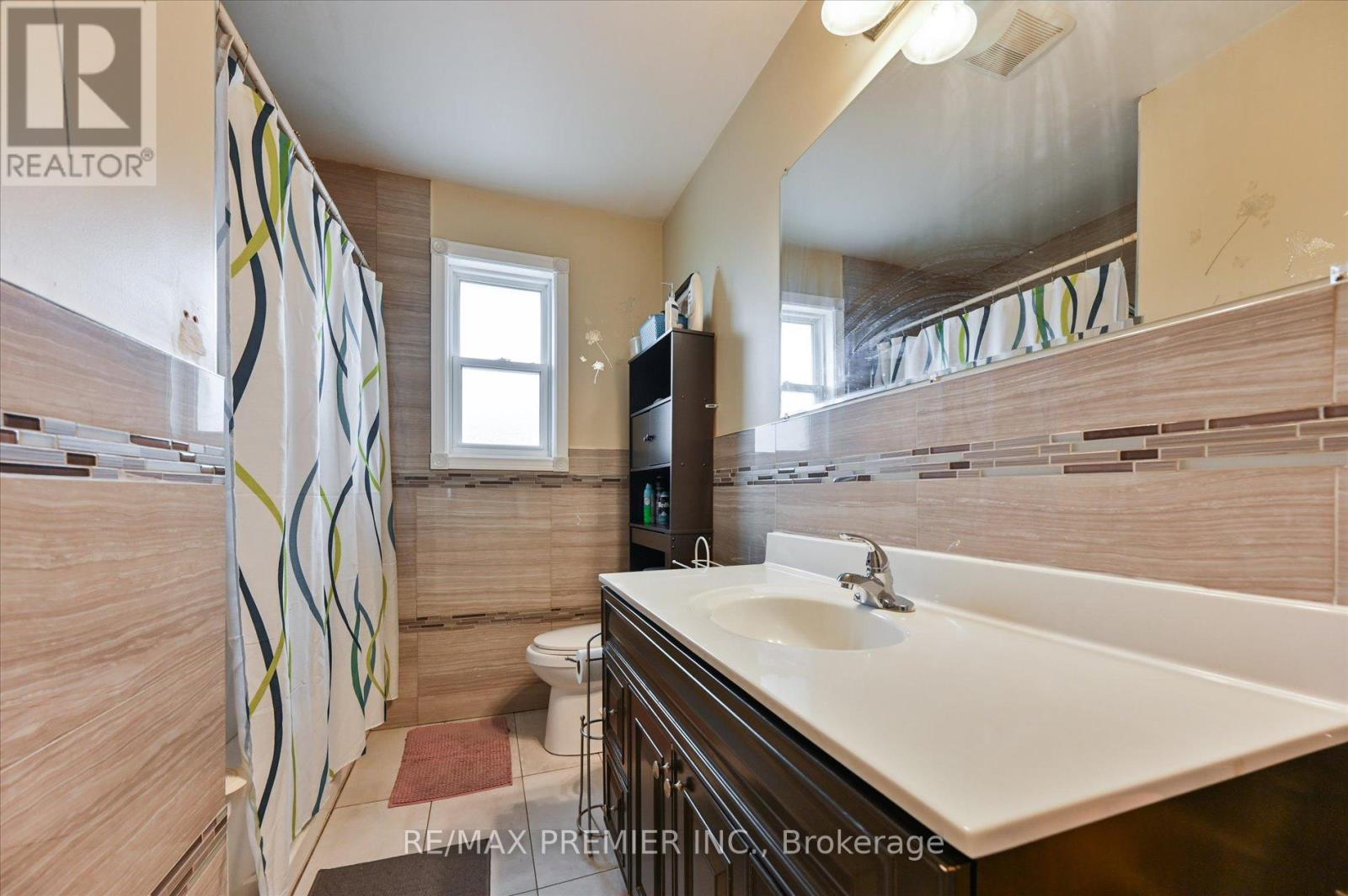 39 Jocada Road, Toronto, Ontario  M6L 2J4 - Photo 11 - W13105916