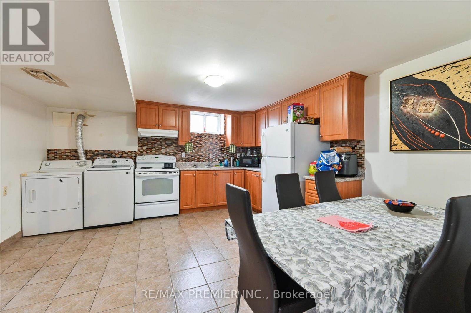 39 Jocada Road, Toronto, Ontario  M6L 2J4 - Photo 15 - W13105916