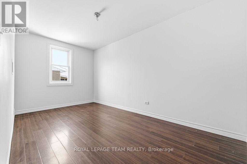 1120 Pembroke Street W, Pembroke, Ontario  K8A 5R5 - Photo 26 - X12837164