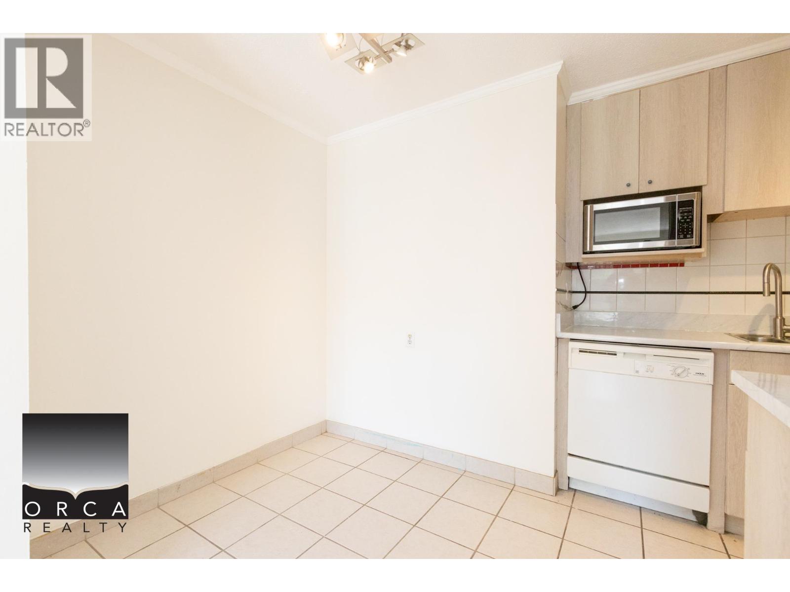 9 140 20th Street, North Vancouver, British Columbia  V7L 3A4 - Photo 12 - R3117732