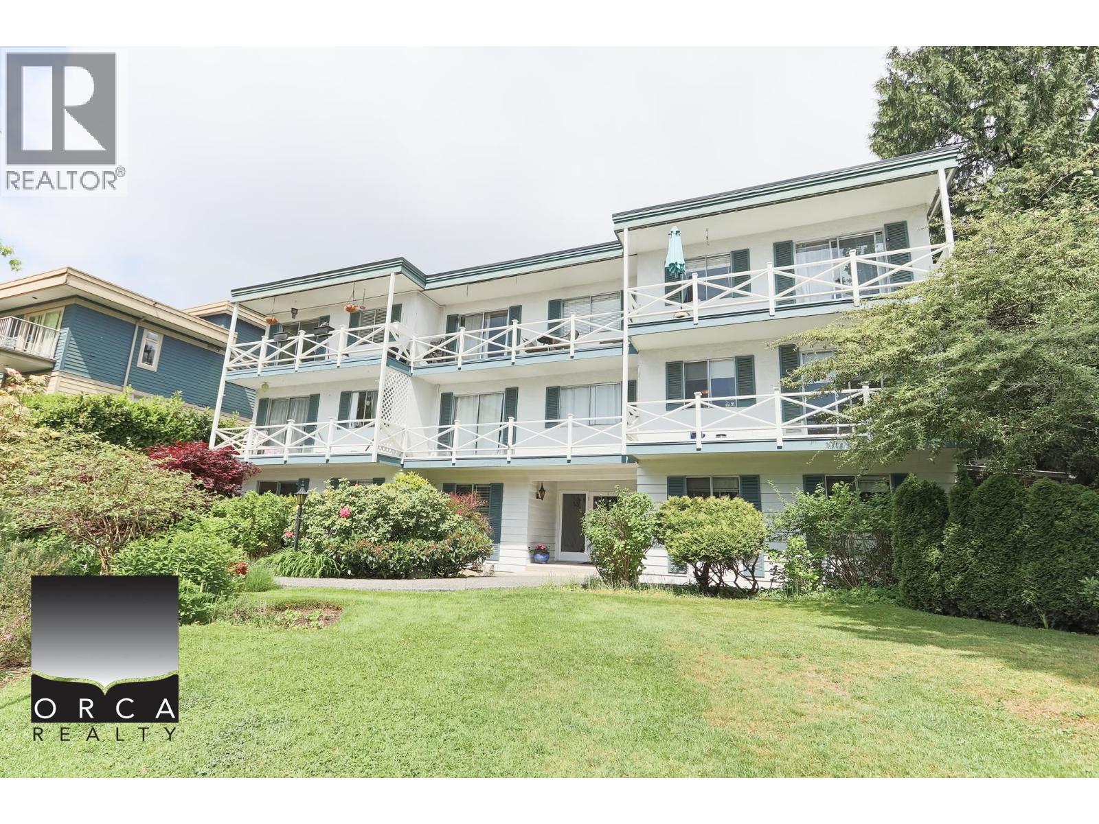 9 140 20th Street, North Vancouver, British Columbia  V7L 3A4 - Photo 2 - R3117732