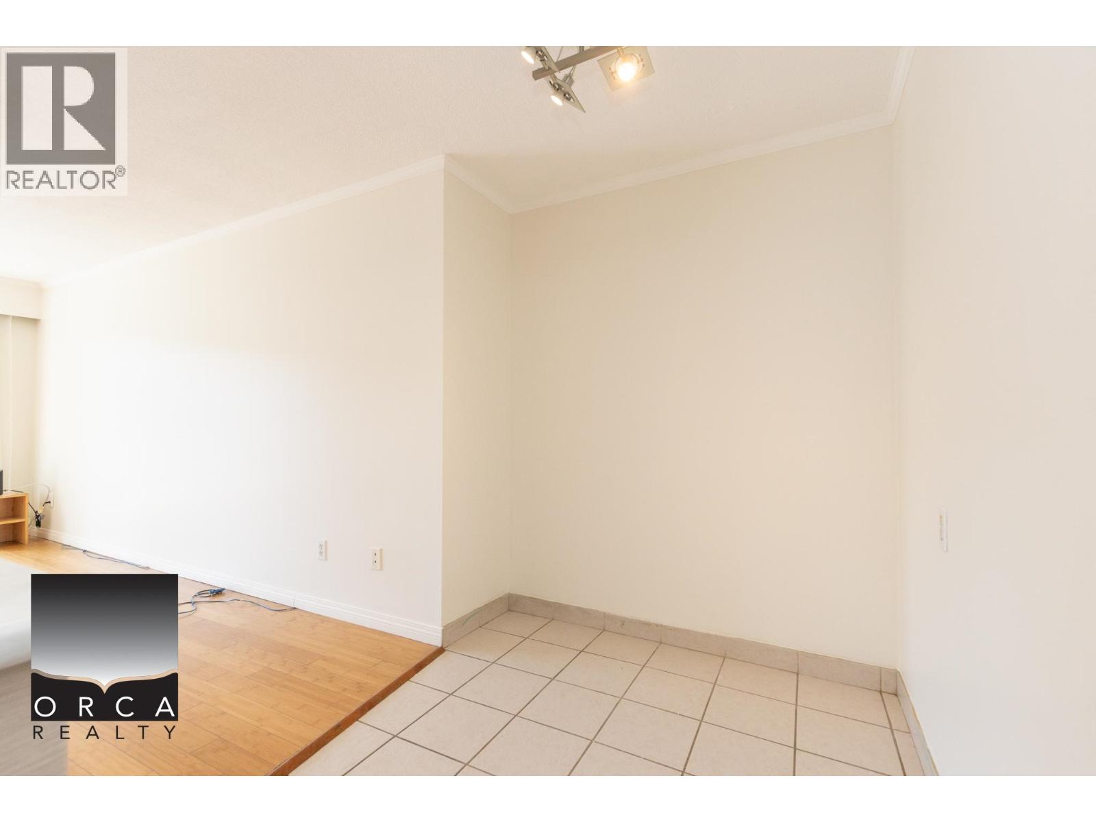 9 140 20TH STREET, North Vancouver, British Columbia