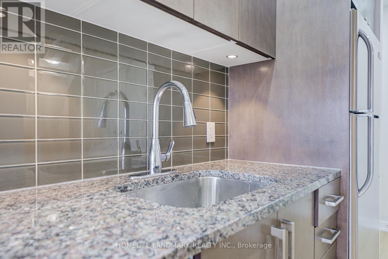 2601 - 89 Dunfield Avenue, Toronto, Ontario  M4S 0A4 - Photo 14 - C13100556