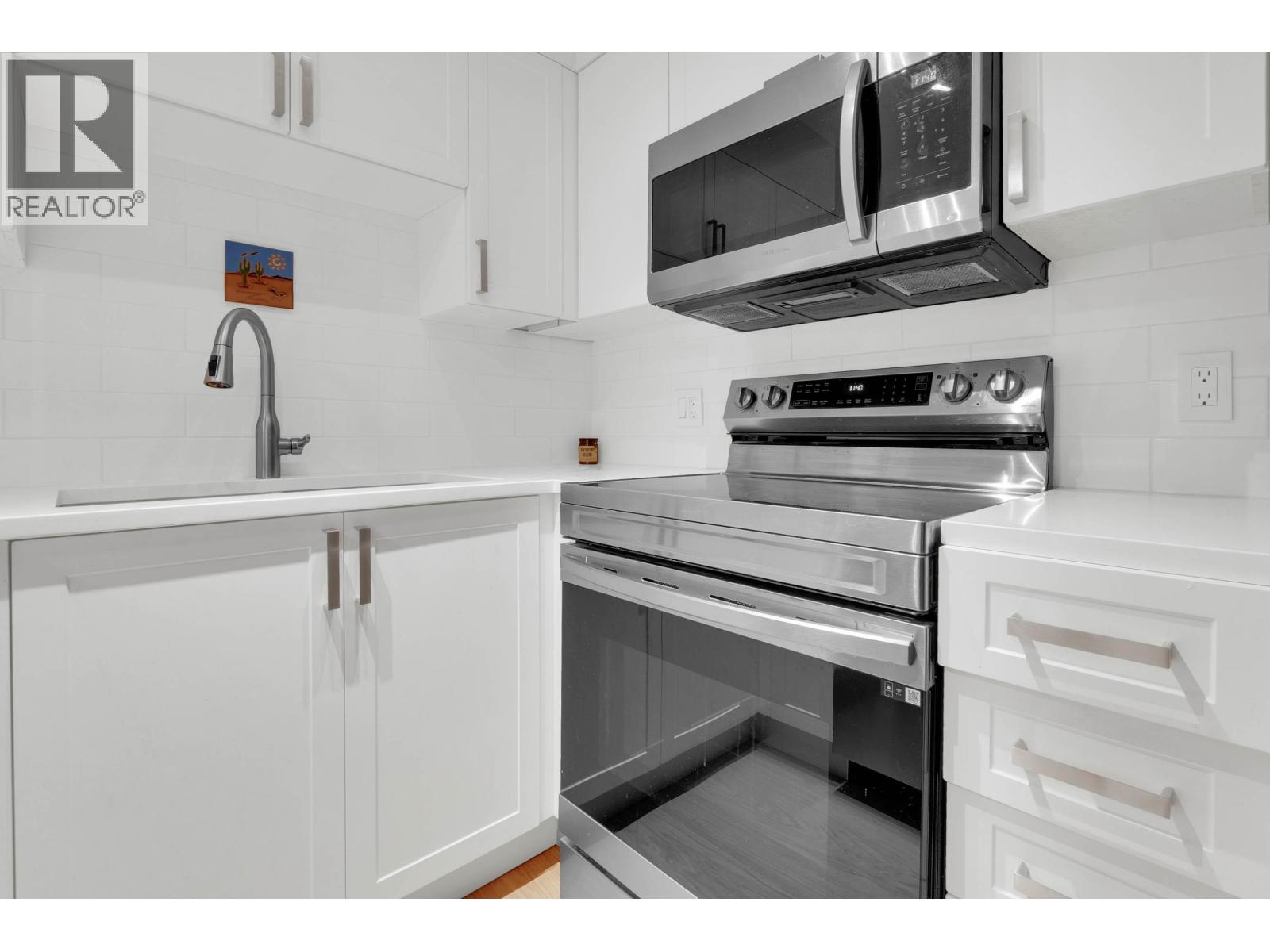 801 488 Helmcken Street, Vancouver, British Columbia  V6B 6E4 - Photo 13 - R3120165