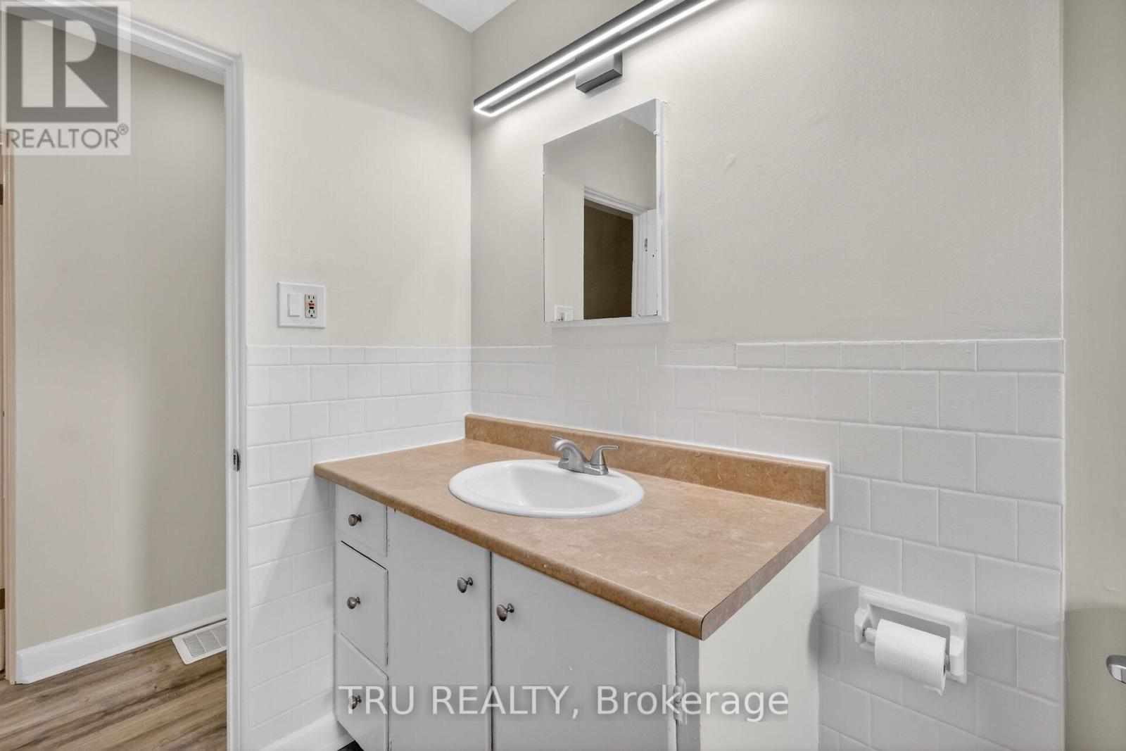 3 - 407 Peach Tree Lane, Ottawa, Ontario  K1K 2R7 - Photo 11 - X13106208