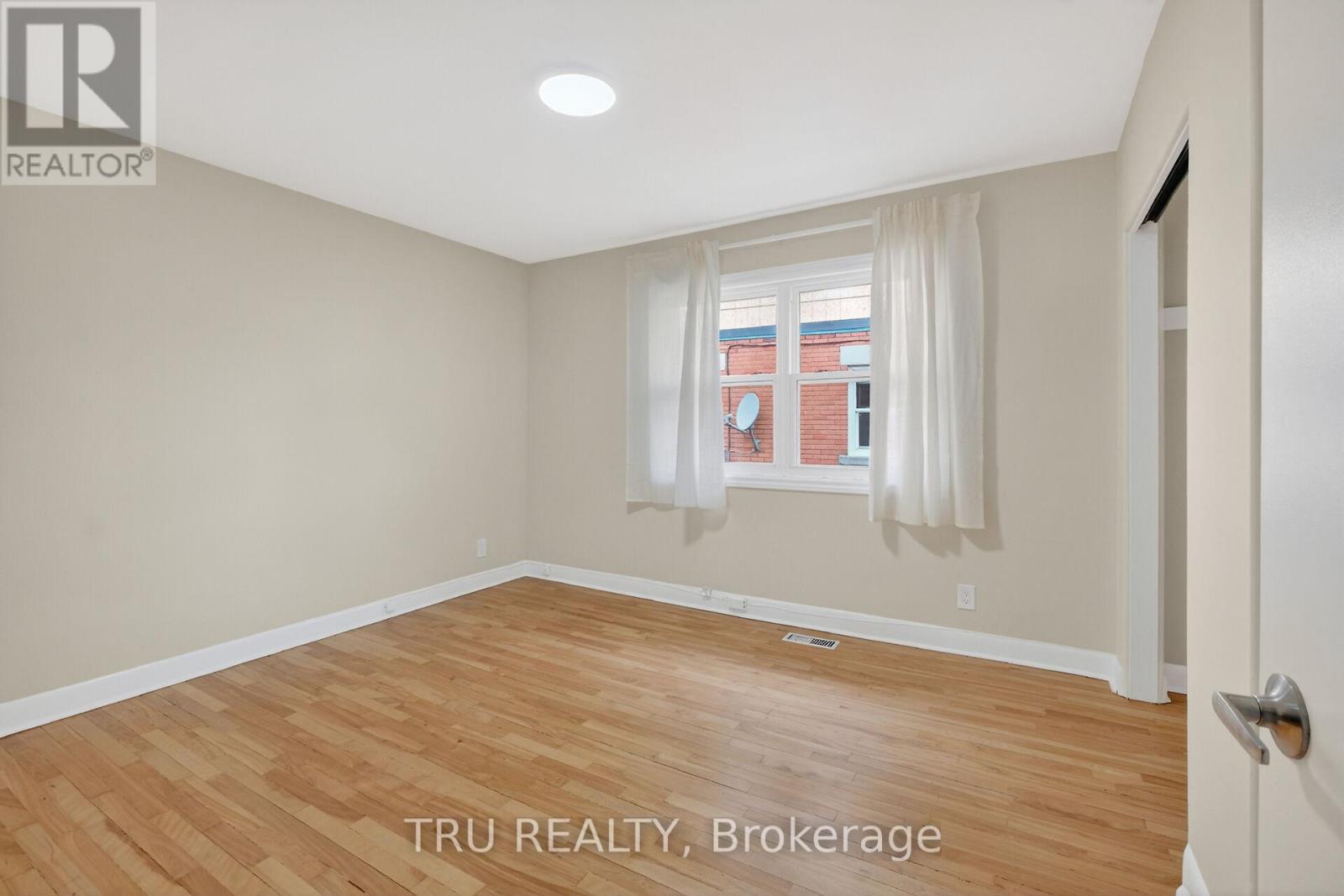 3 - 407 Peach Tree Lane, Ottawa, Ontario  K1K 2R7 - Photo 16 - X13106208