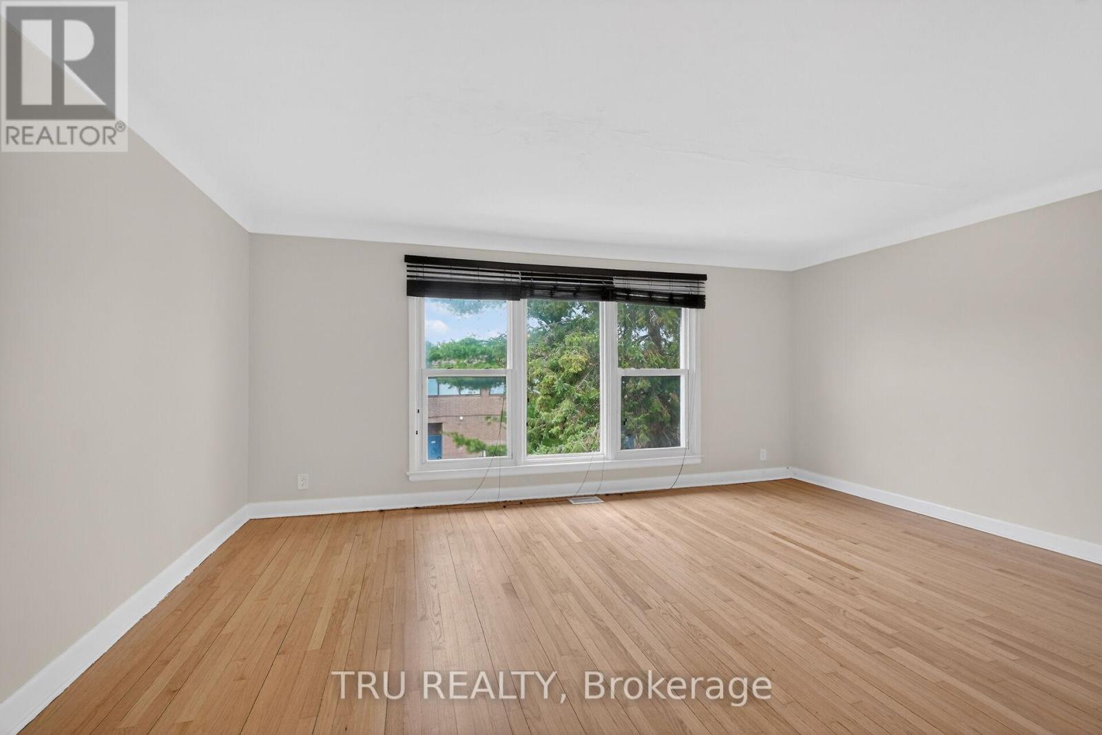 3 - 407 Peach Tree Lane, Ottawa, Ontario  K1K 2R7 - Photo 5 - X13106208