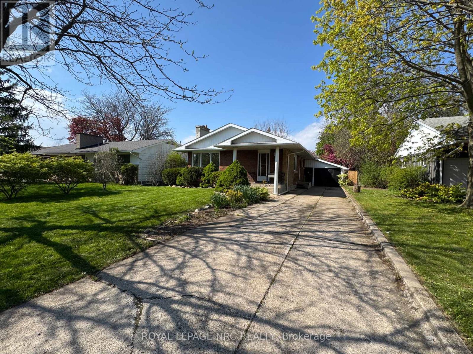 11 RICHARD STREET, St. Catharines, Ontario