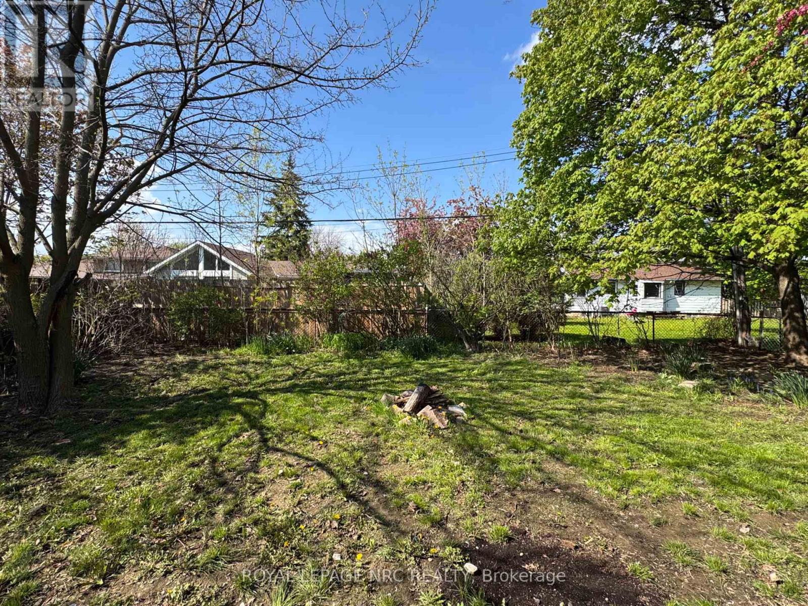 11 Richard Street, St. Catharines (Glendale/glenridge), Ontario  L2T 2E1 - Photo 23 - X13106196