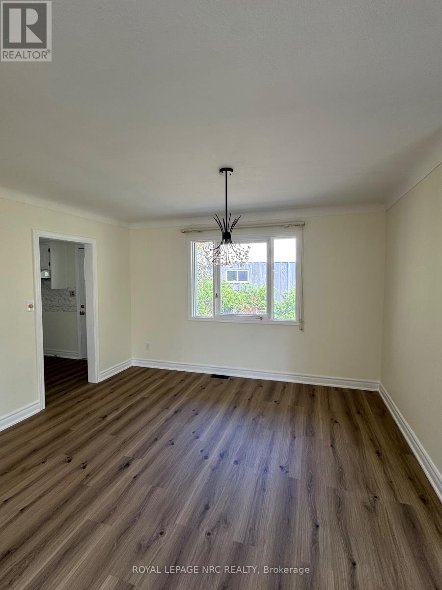 11 Richard Street, St. Catharines (Glendale/glenridge), Ontario  L2T 2E1 - Photo 6 - X13106196