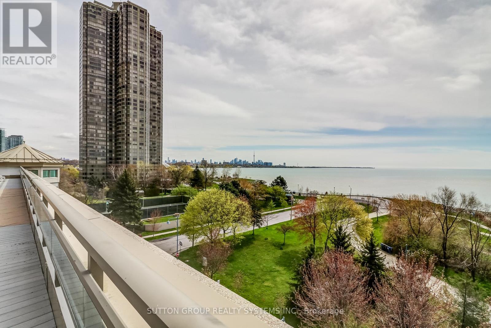 404 - 80 Palace Pier Court, Toronto, Ontario  M8V 4C1 - Photo 33 - W13097260